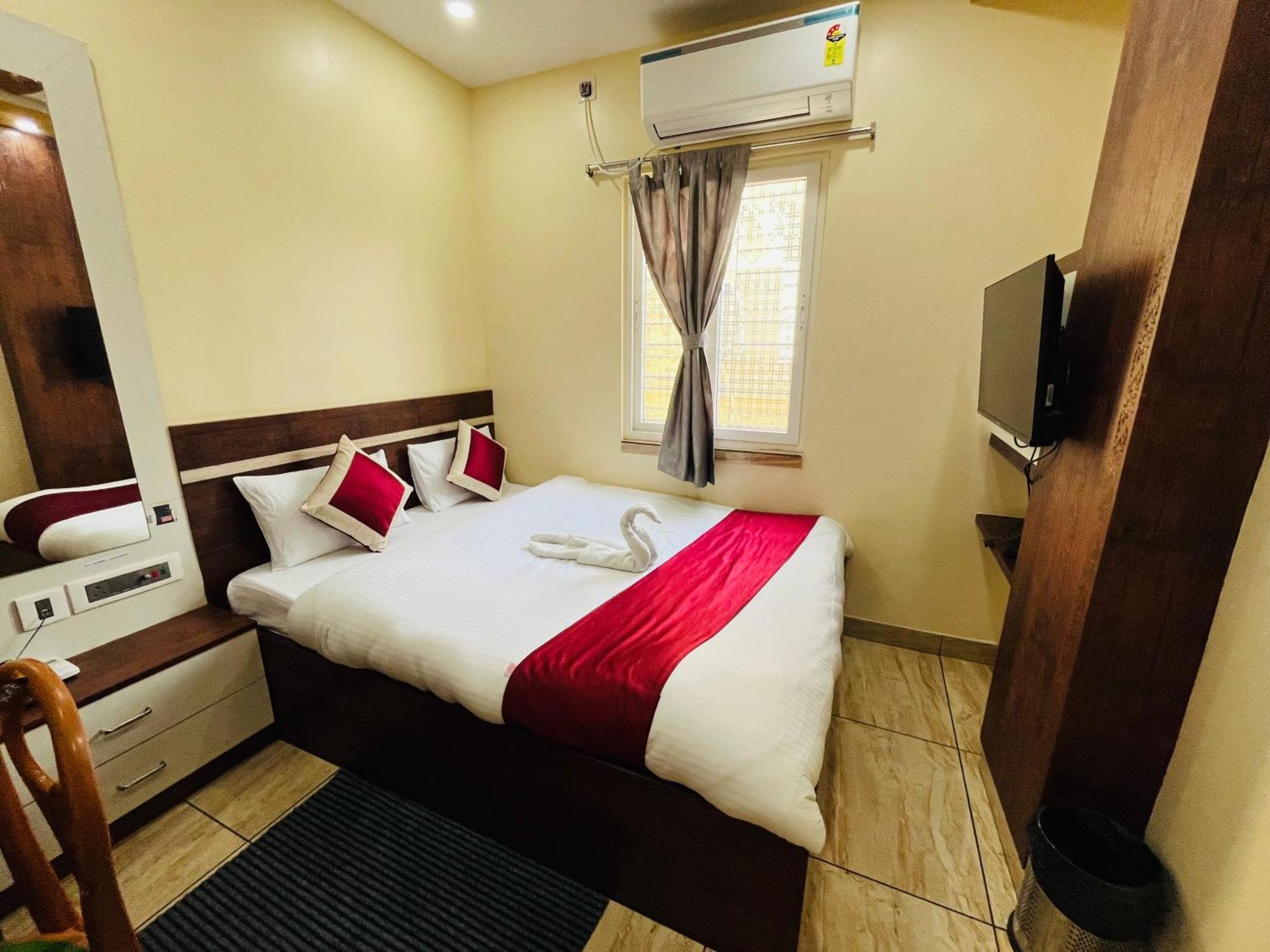 Hotel Kanan Inn Καλκούτα Εξωτερικό φωτογραφία