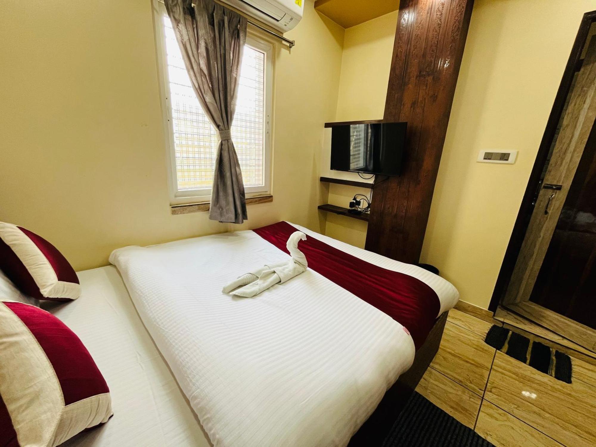 Hotel Kanan Inn Καλκούτα Εξωτερικό φωτογραφία