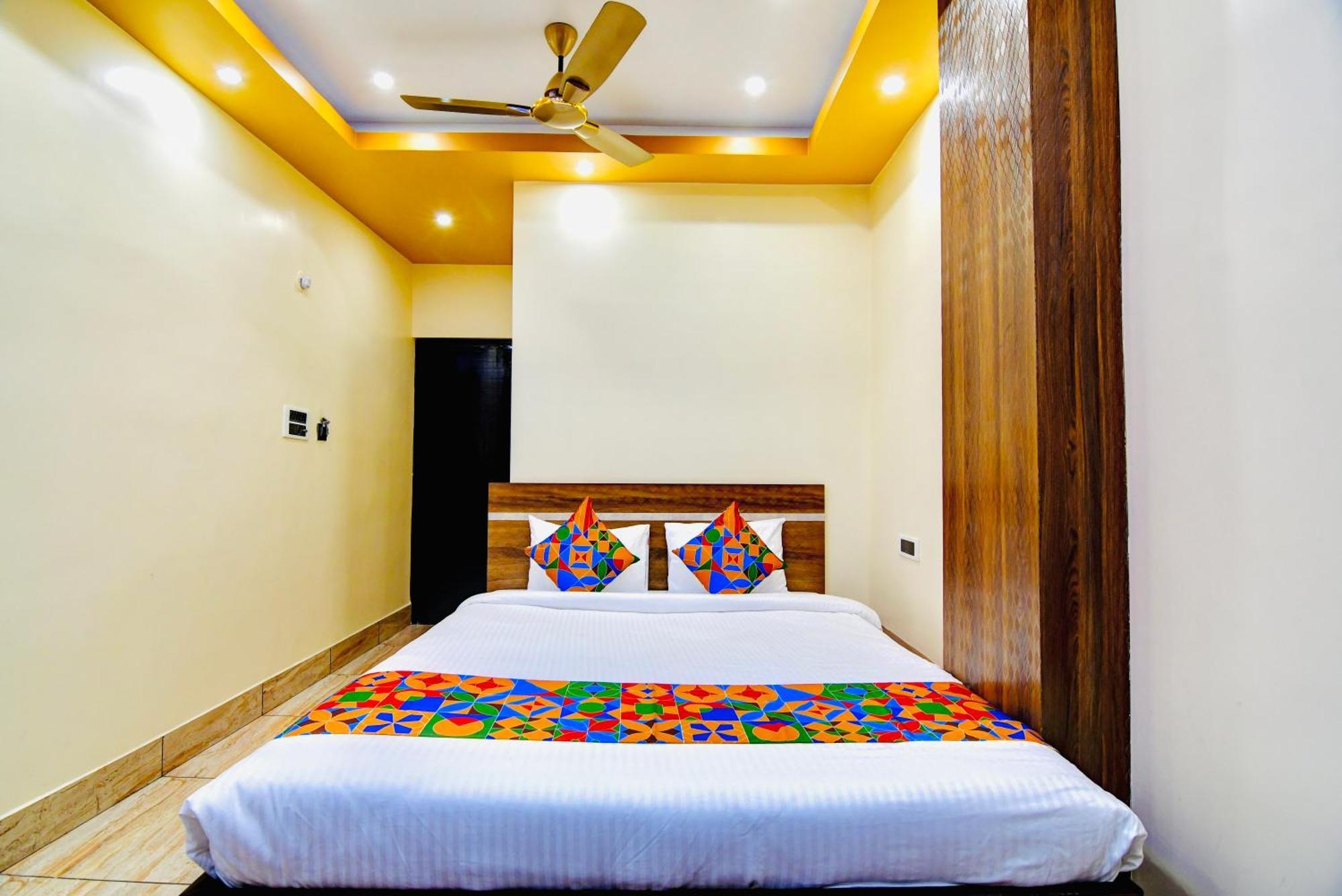Hotel Kanan Inn Καλκούτα Εξωτερικό φωτογραφία