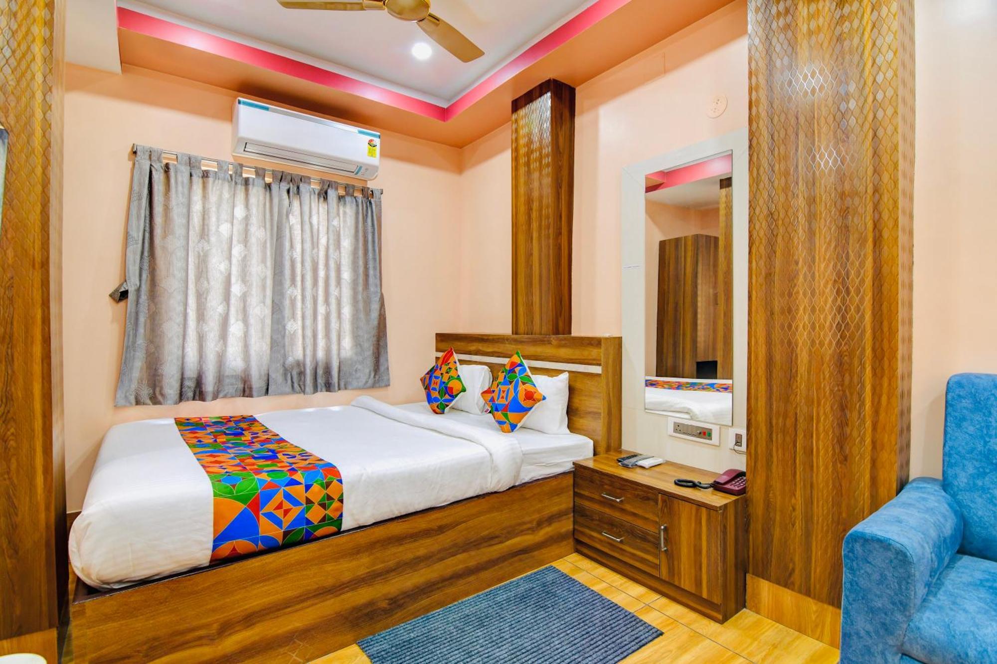 Hotel Kanan Inn Καλκούτα Εξωτερικό φωτογραφία