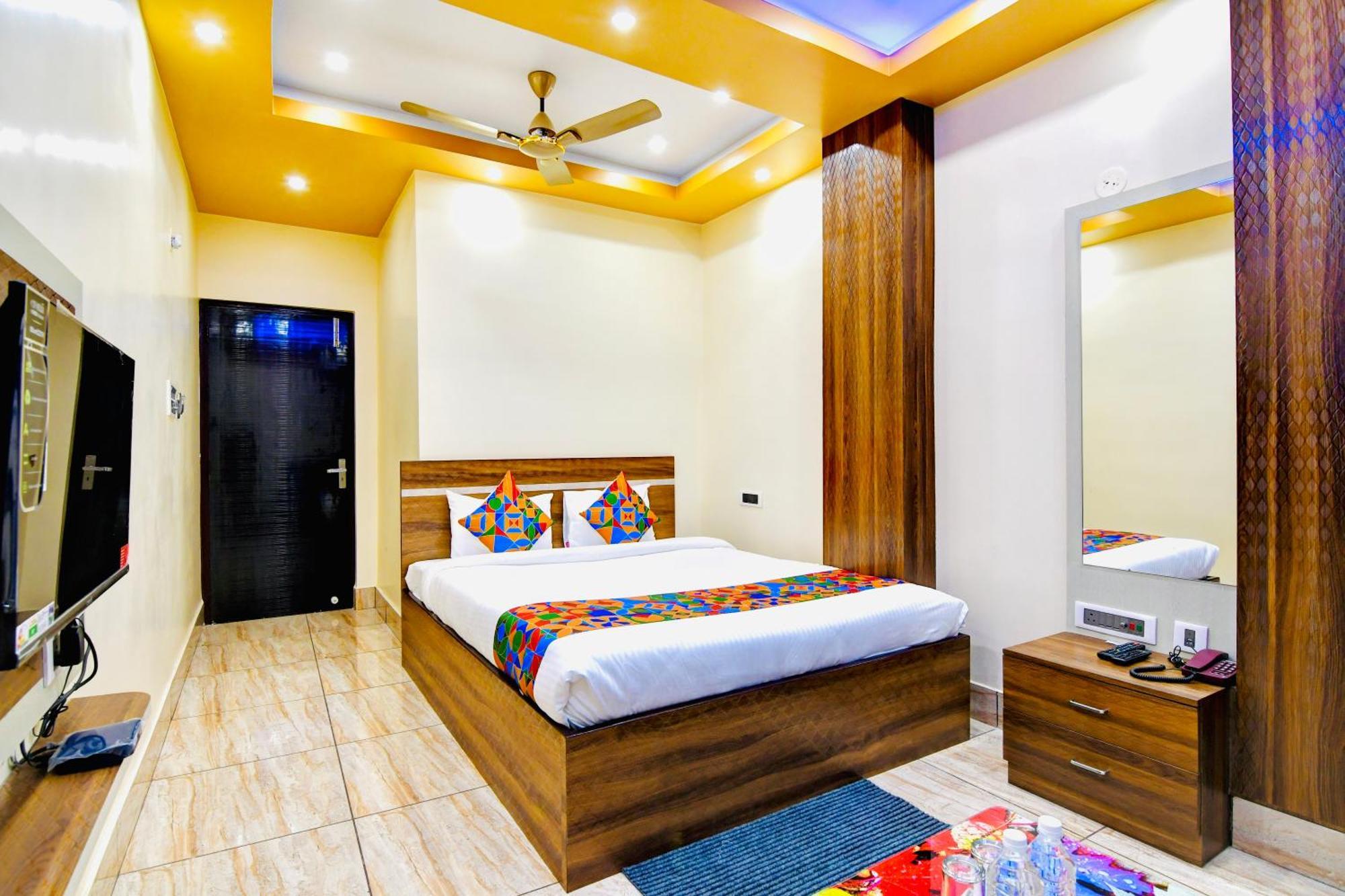 Hotel Kanan Inn Καλκούτα Εξωτερικό φωτογραφία