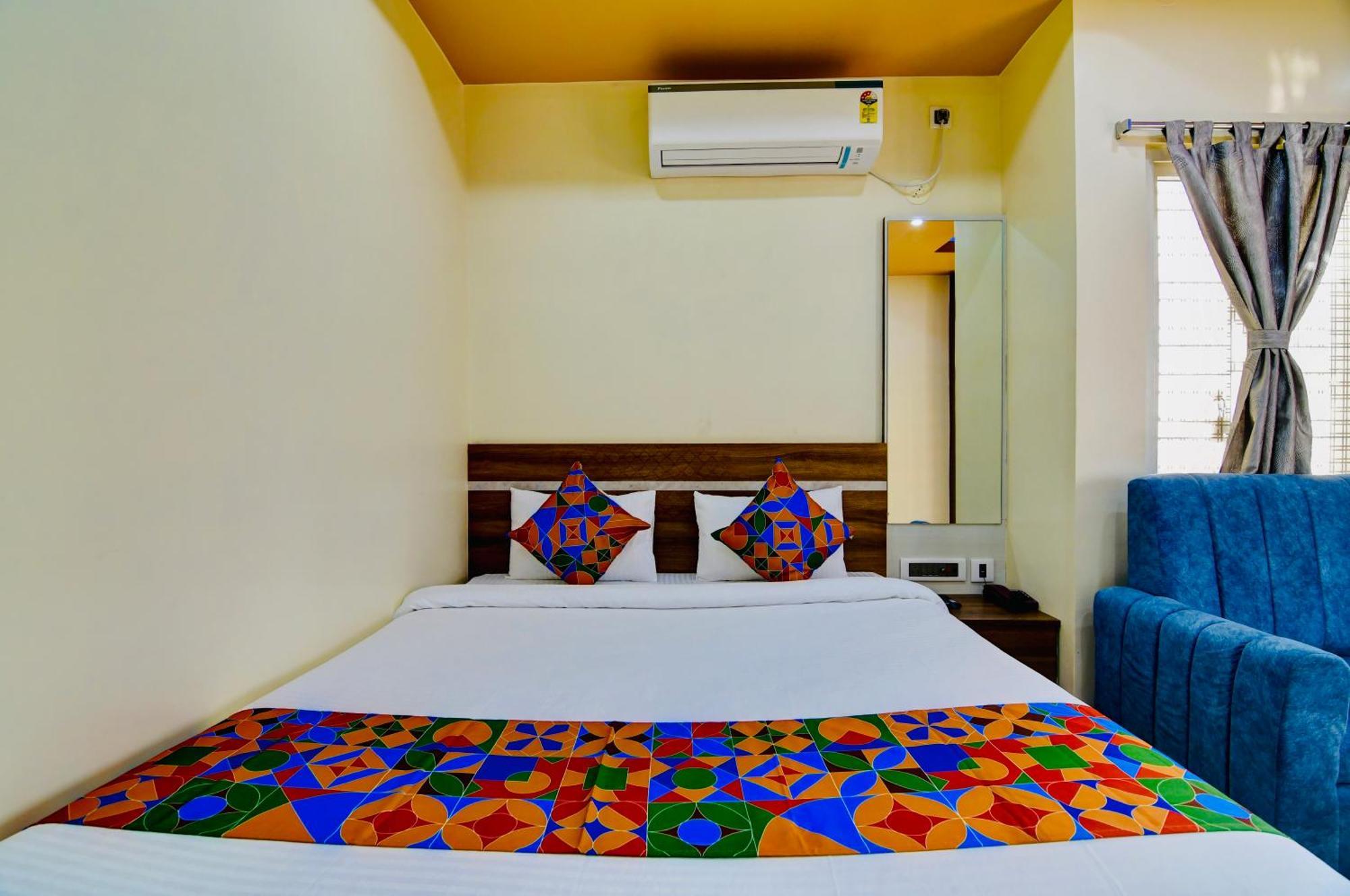Hotel Kanan Inn Καλκούτα Εξωτερικό φωτογραφία