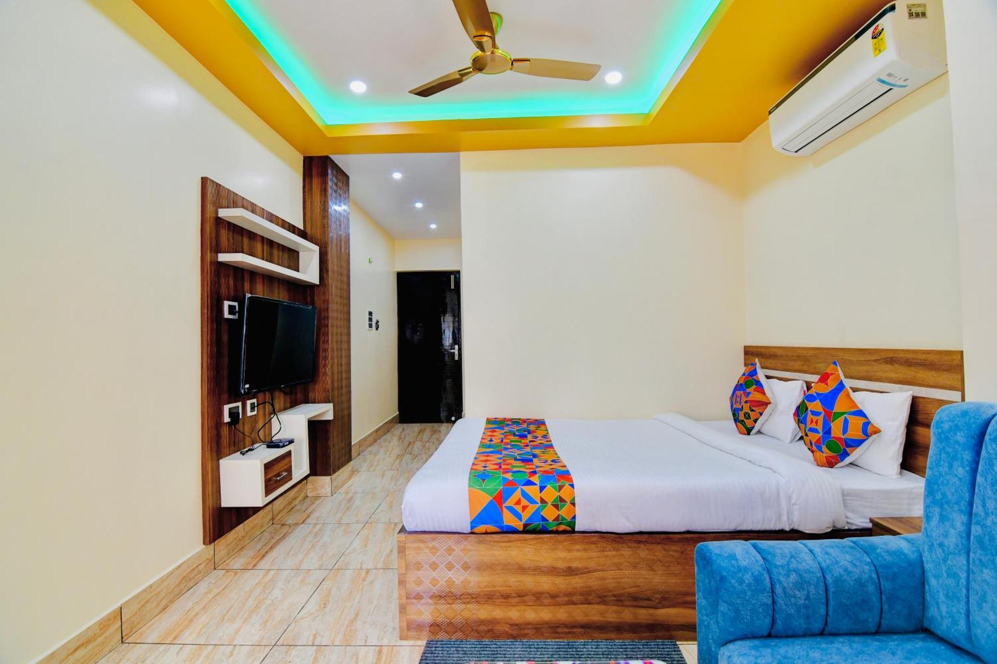 Hotel Kanan Inn Καλκούτα Εξωτερικό φωτογραφία