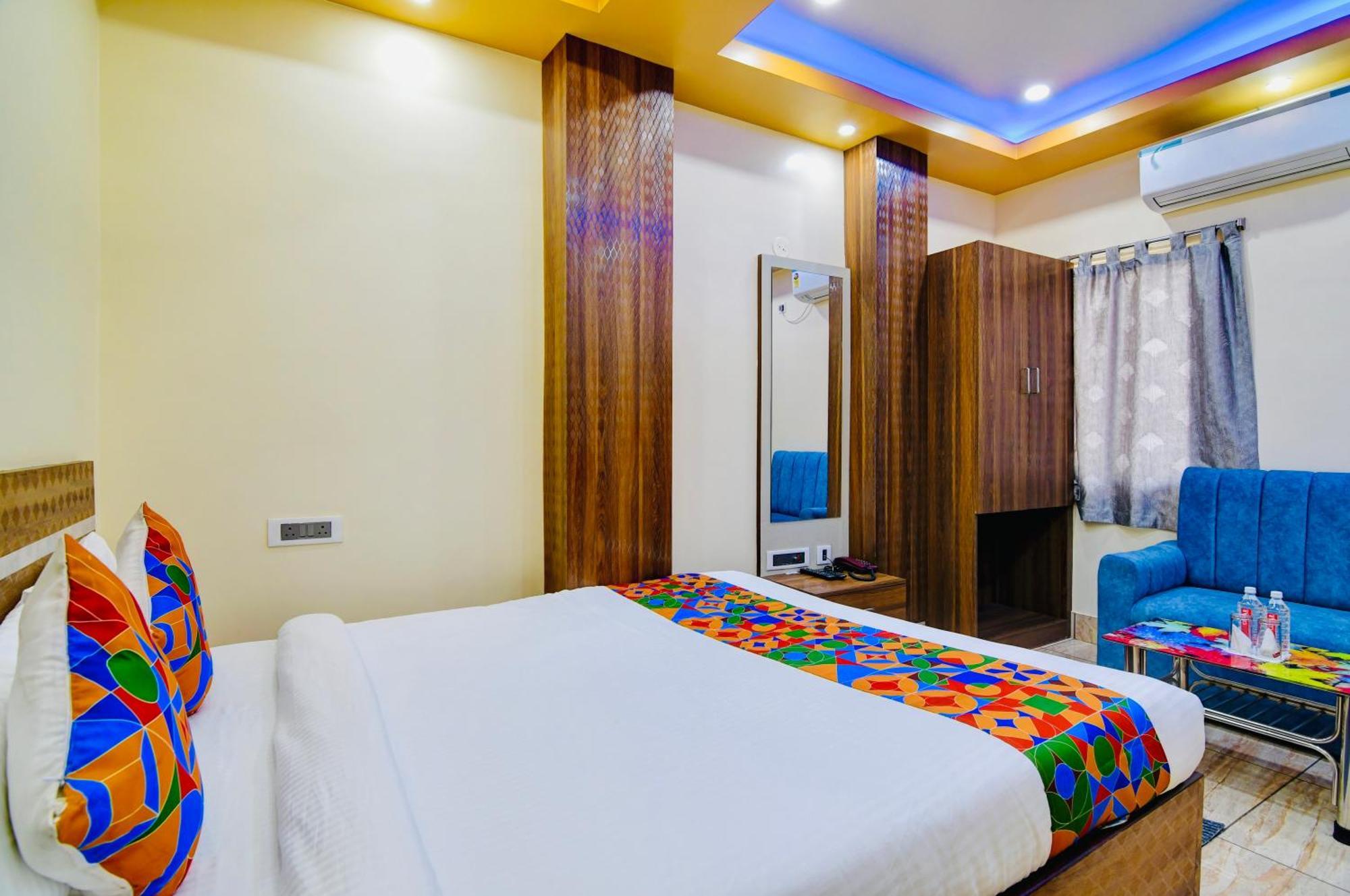 Hotel Kanan Inn Καλκούτα Εξωτερικό φωτογραφία